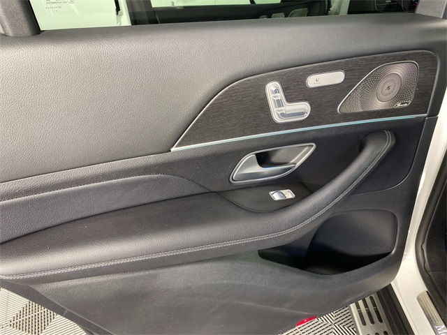 2022 Mercedes Benz GLS 450 4MATIC photo 24