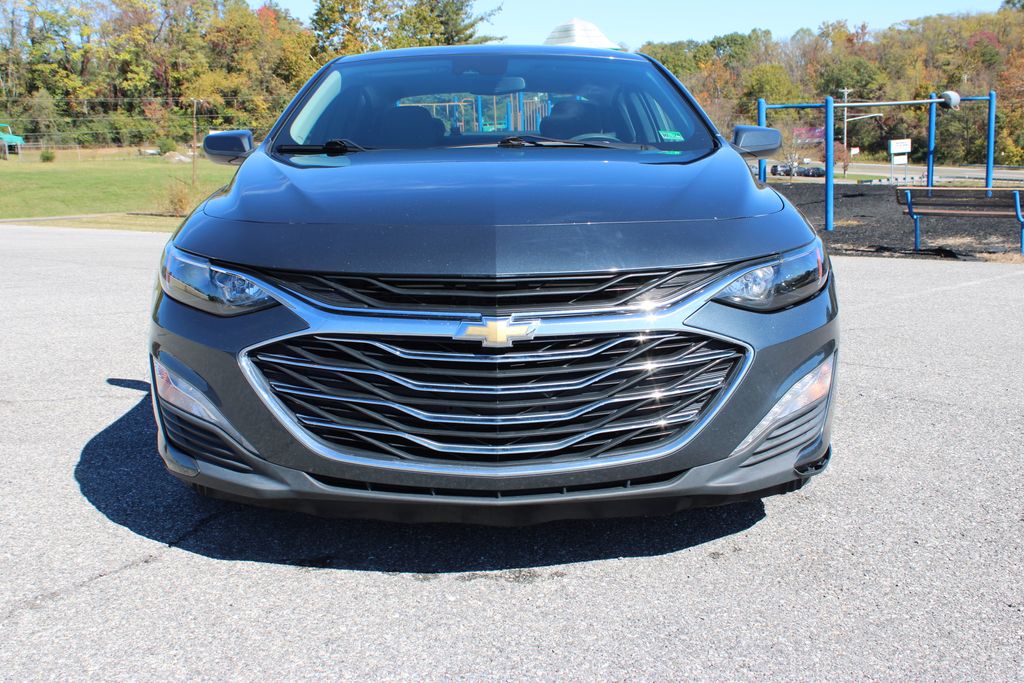 2021 Chevrolet Malibu 1LT photo 4