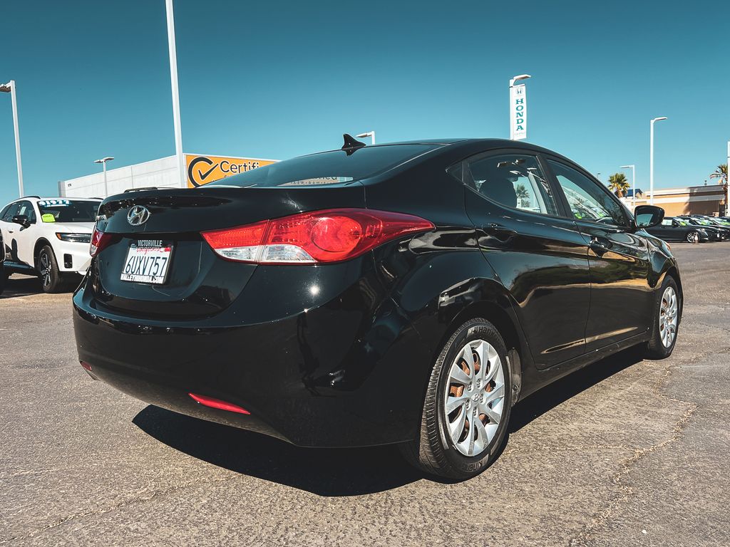 2012 Hyundai Elantra GLS photo 8