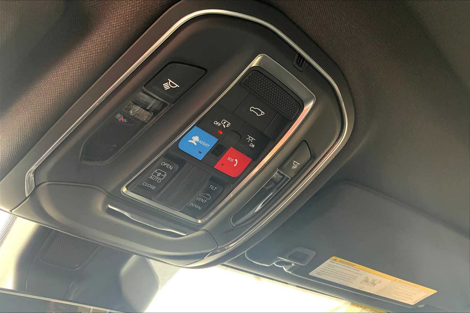 2025 Jeep Grand Cherokee Laredo X Altitude photo 19