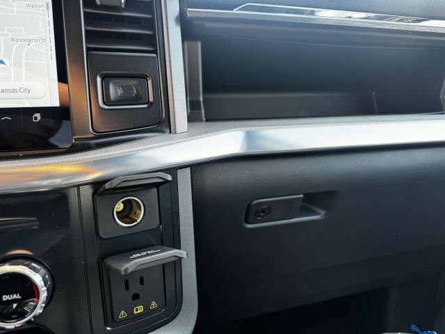 2025 Ford F-150 Lariat photo 24
