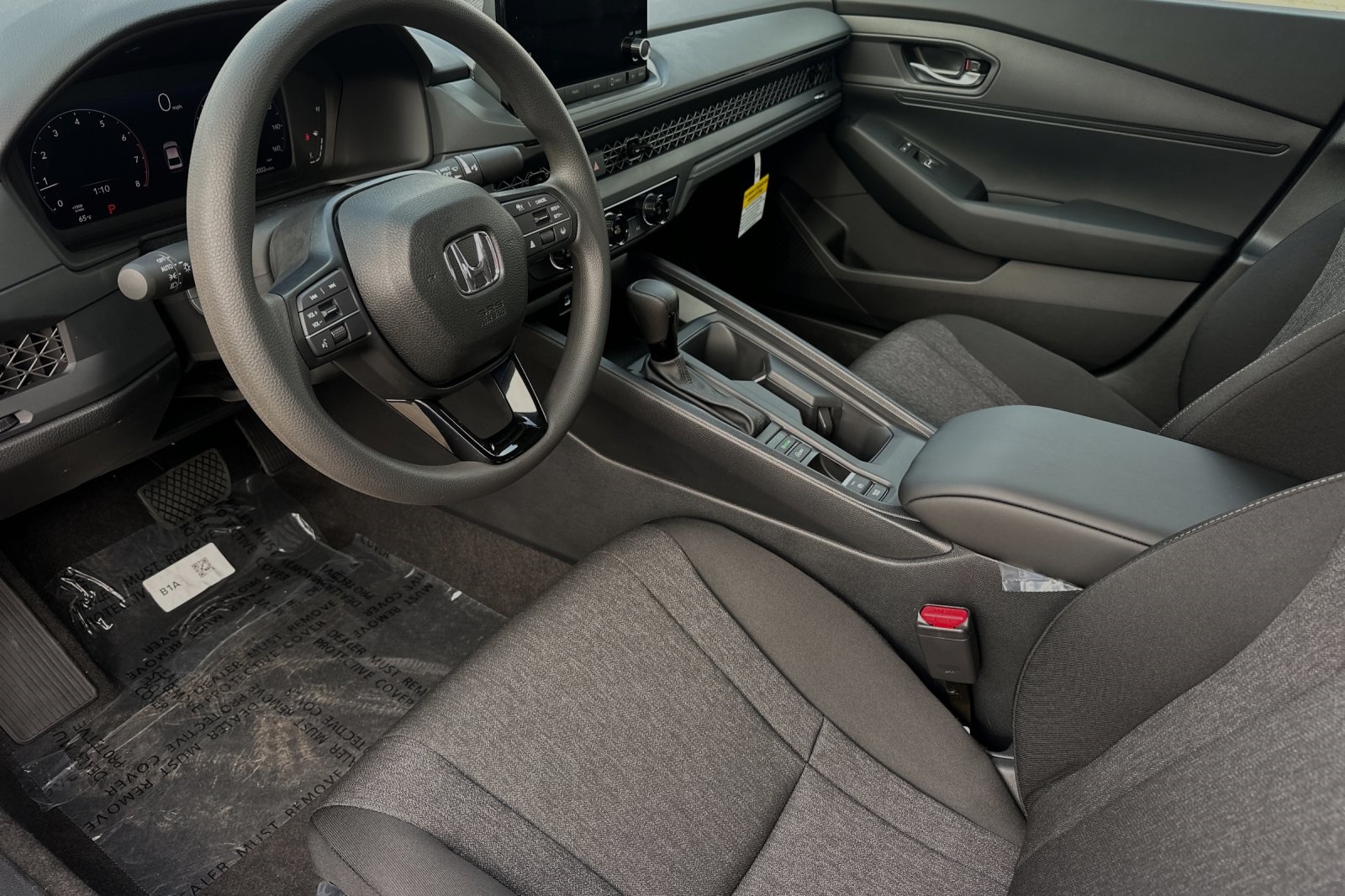 2025 Honda Accord LX photo 8