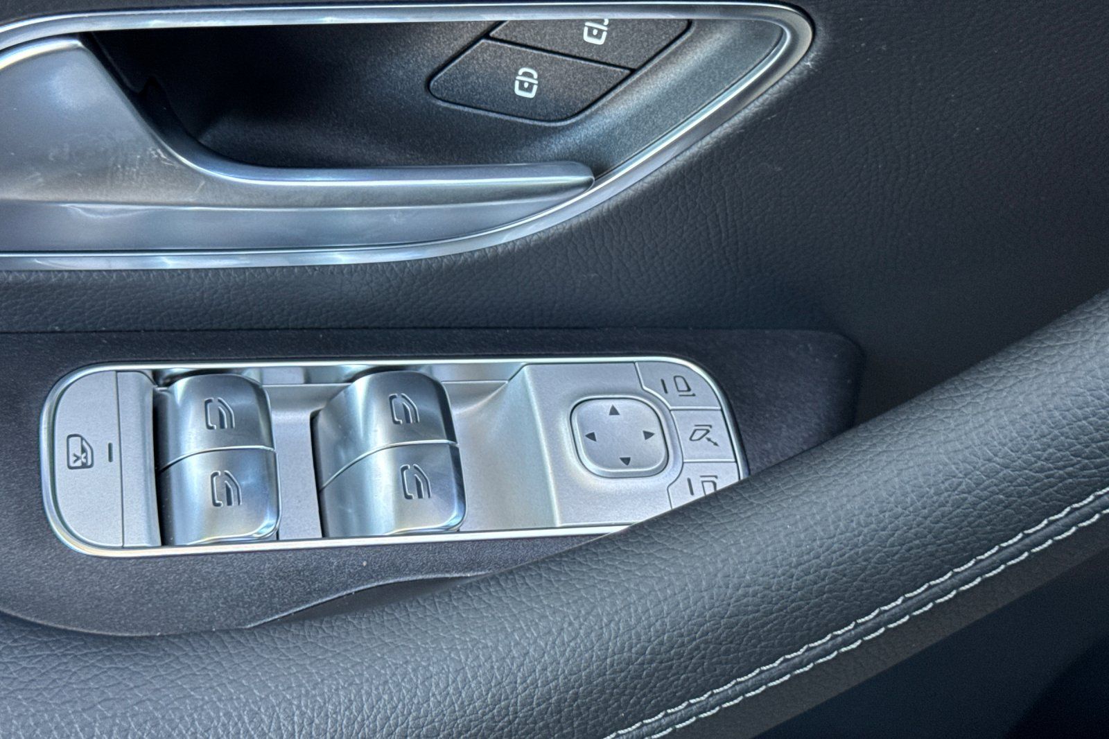 2025 Mercedes Benz GLE 350 4MATIC photo 22