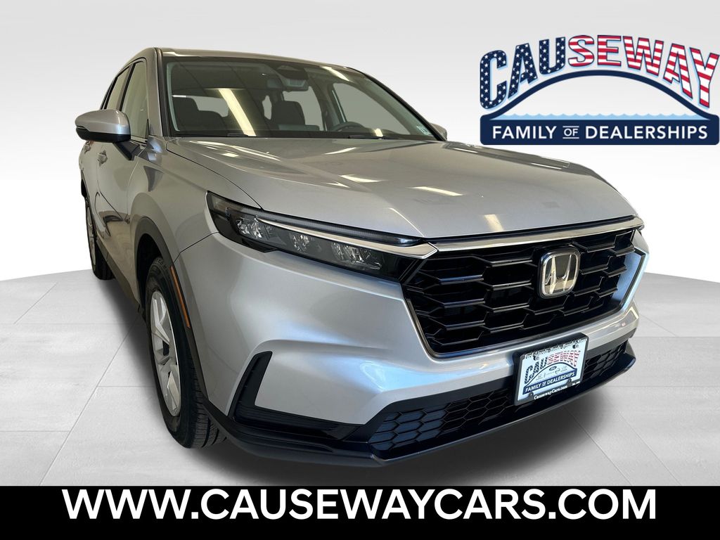 2023 Honda CR-V LX's photo