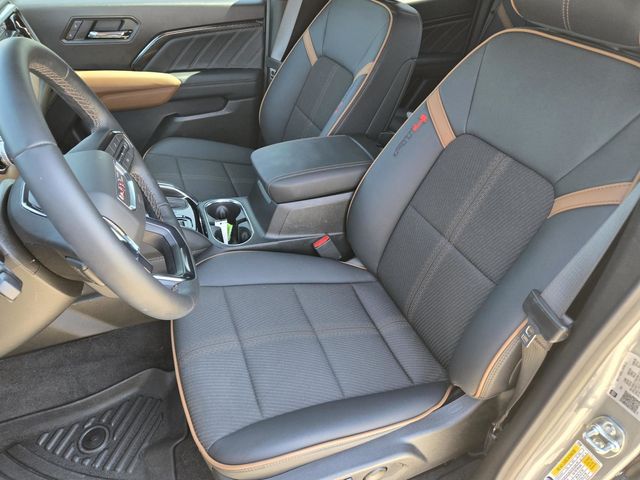 2025 Gmc Canyon AT4 photo 24