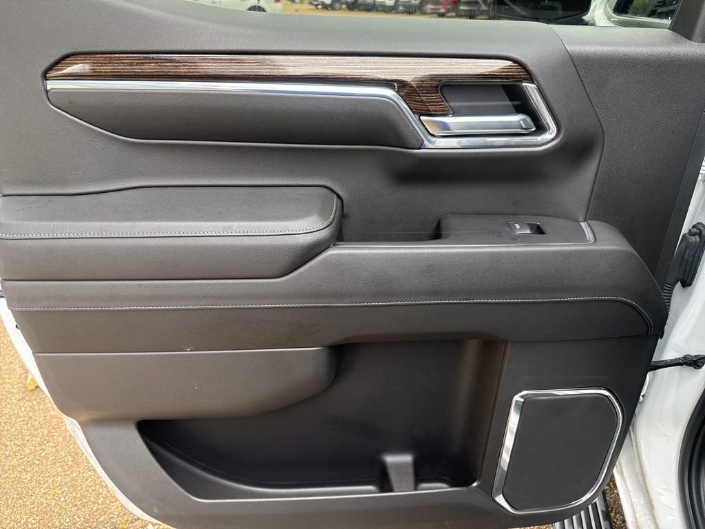 2024 Gmc Sierra 1500 Elevation photo 25