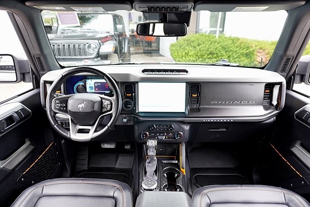 Used 2022 Gray Ford Badlands image 19