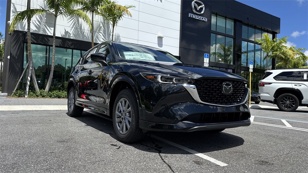 2025 Mazda CX-5 2.5 Select photo 28