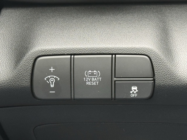 2025 Hyundai Elantra Hybrid SEL Sport photo 24