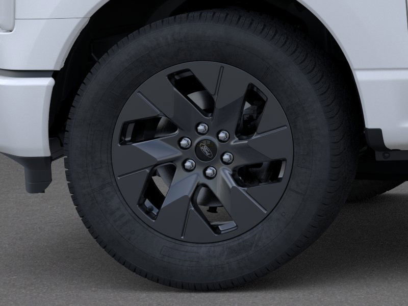 2025 Ford F-150 Lightning Lariat photo 19