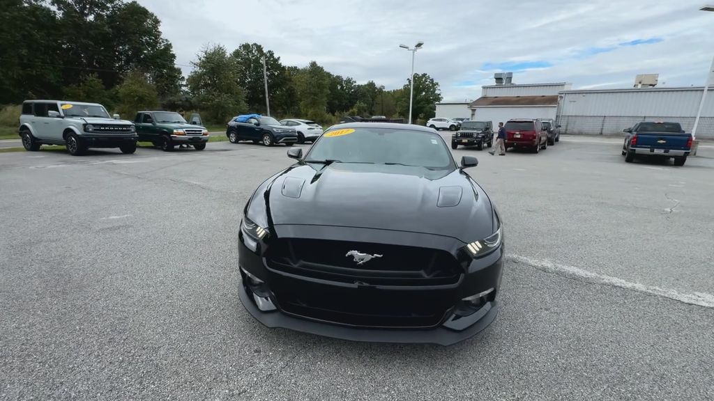 2017 Ford Mustang GT Premium photo 3