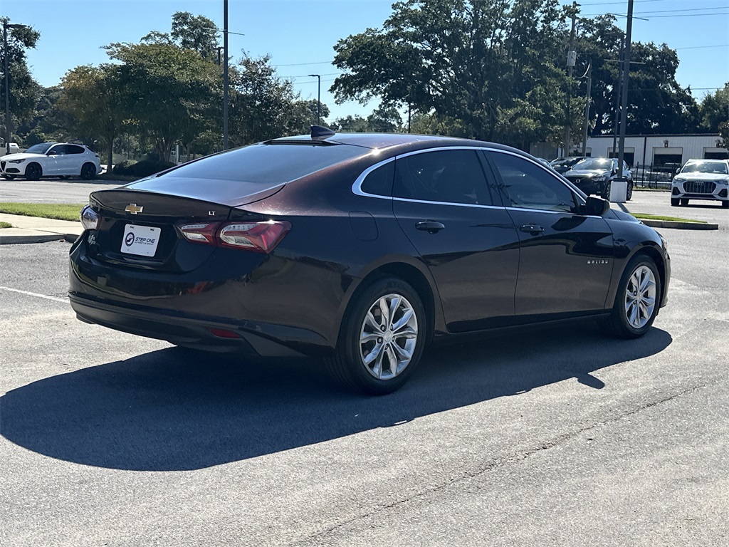 2021 Chevrolet Malibu 1LT photo 4