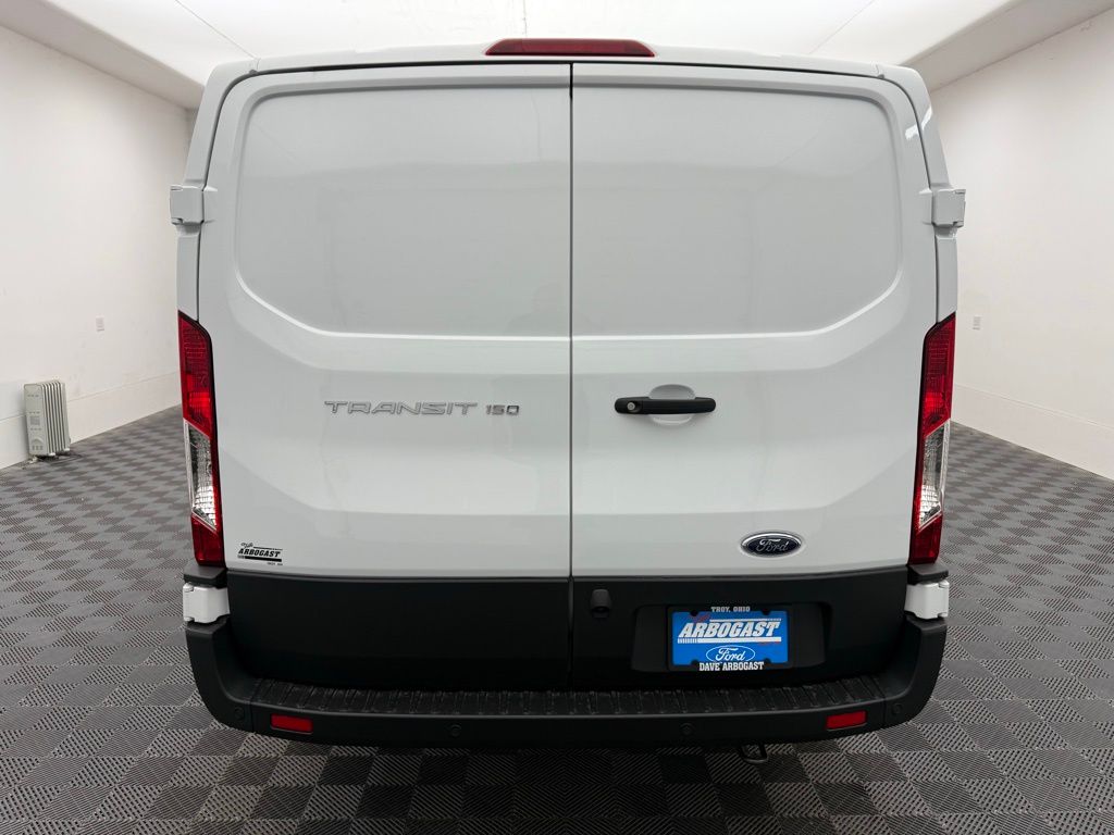 2025 Ford Transit photo 3