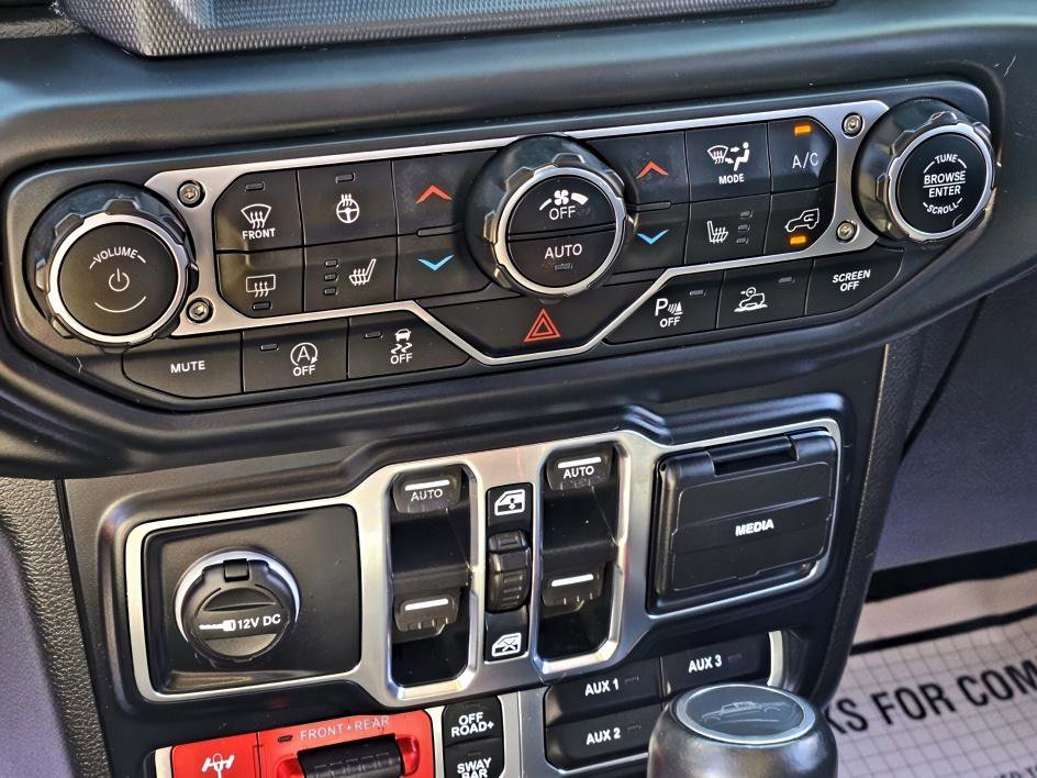 2020 Jeep Gladiator Rubicon photo 15
