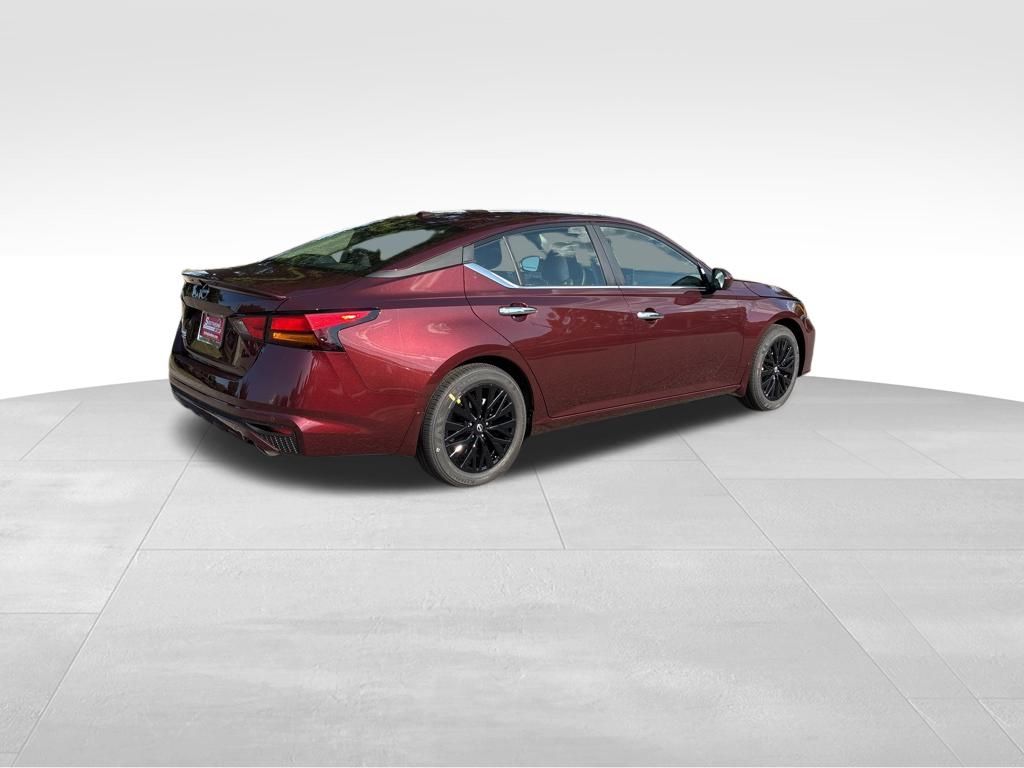 2025 Nissan Altima SV Special Edition photo 4