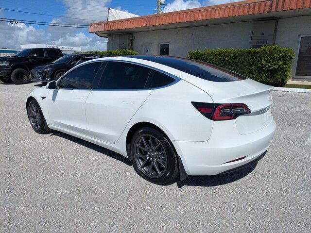 2019 Tesla Model 3 Long Range photo 4