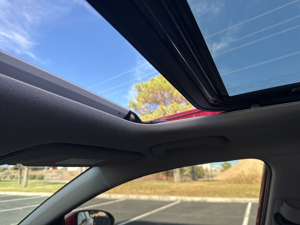 2020 Hyundai Elantra Value Edition photo 13