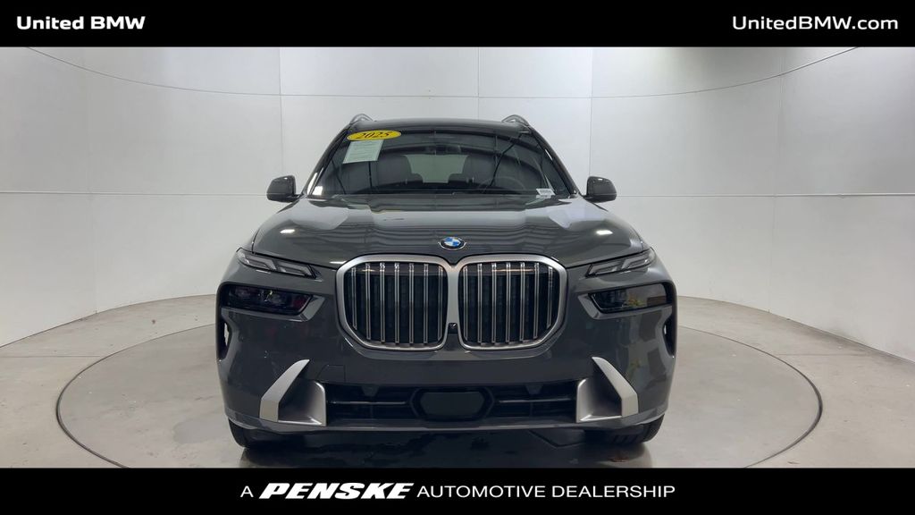 2025 Bmw X7 xDrive40i photo 3