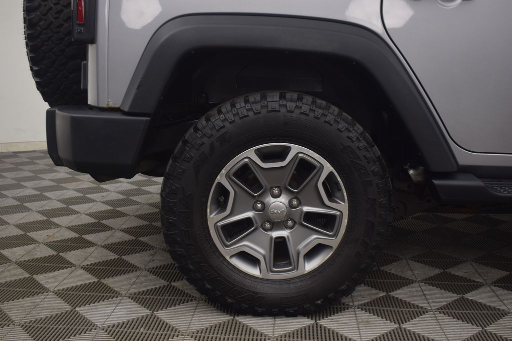 2014 Jeep Wrangler Unlimited Sport photo 24