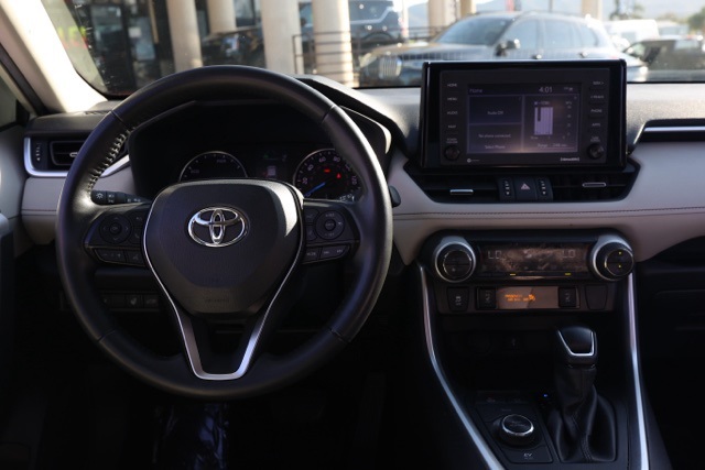 2021 Toyota RAV4 Hybrid XLE Premium photo 20