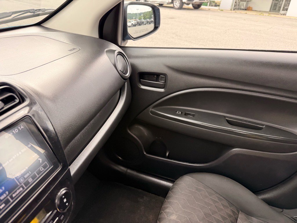 2024 Mitsubishi Mirage ES photo 13