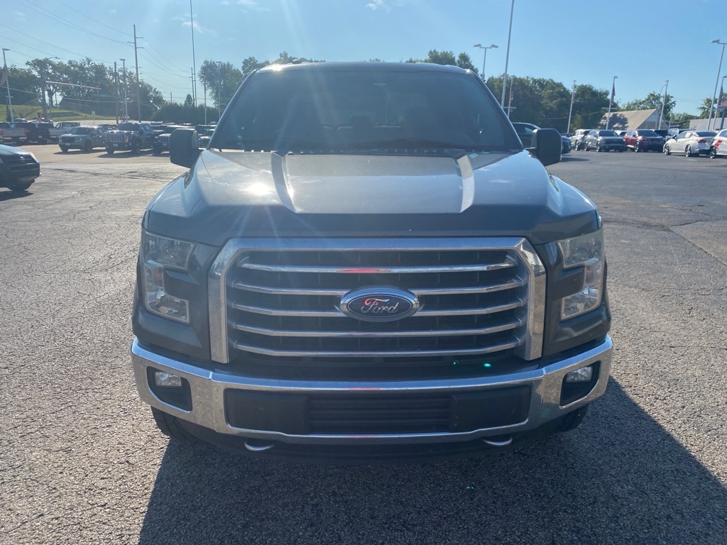 2016 Ford F-150 XLT photo 2