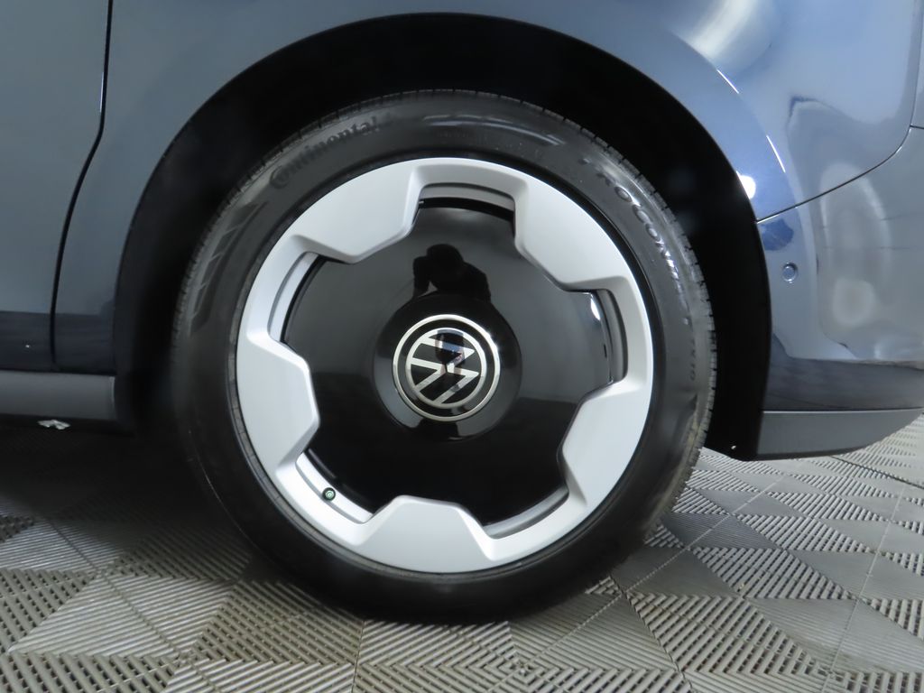 2025 Volkswagen ID. Buzz Pro Plus photo 30