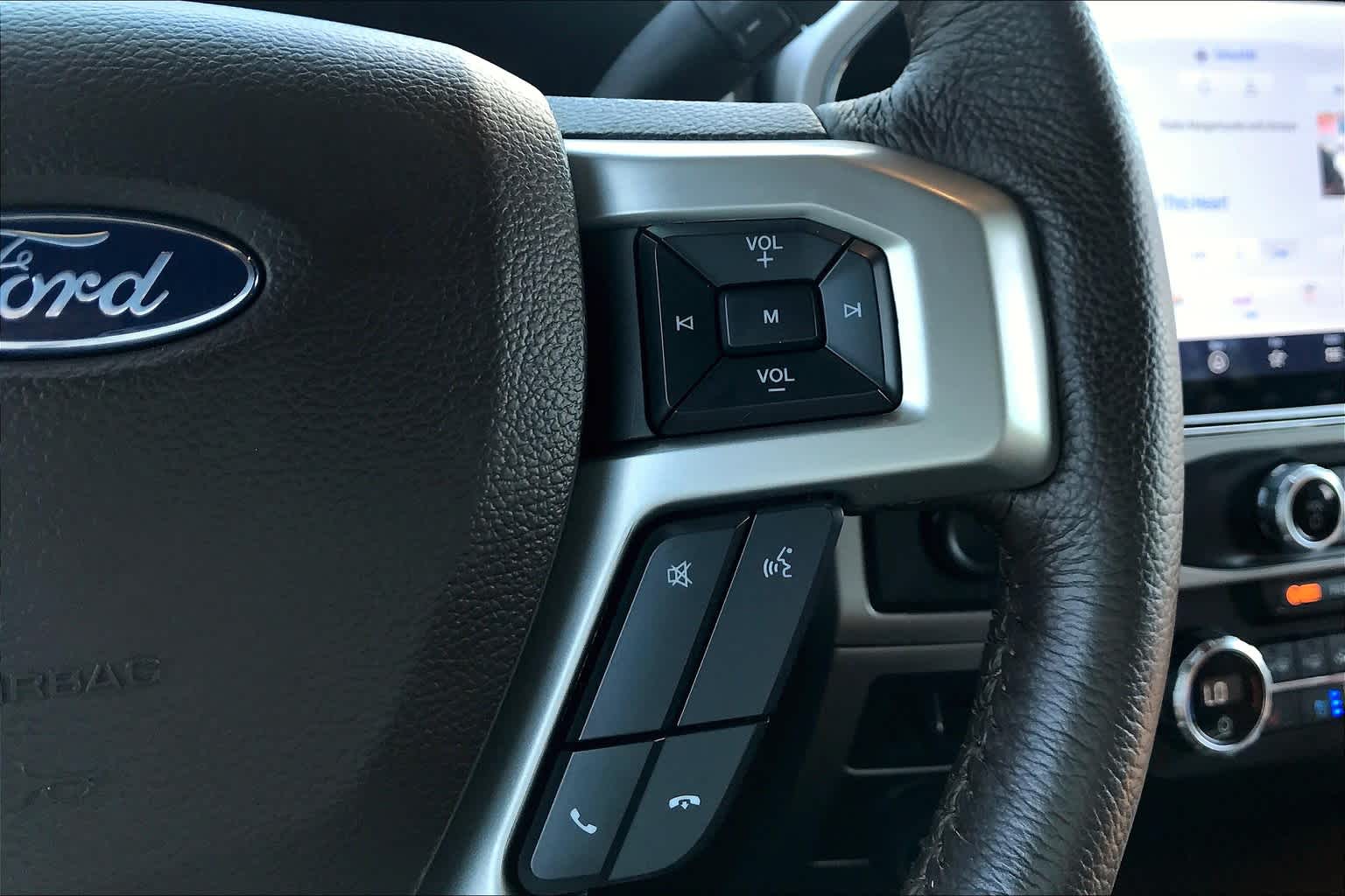 2022 Ford F-450 King Ranch photo 21