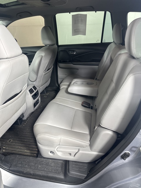 2019 Honda Pilot Touring photo 9
