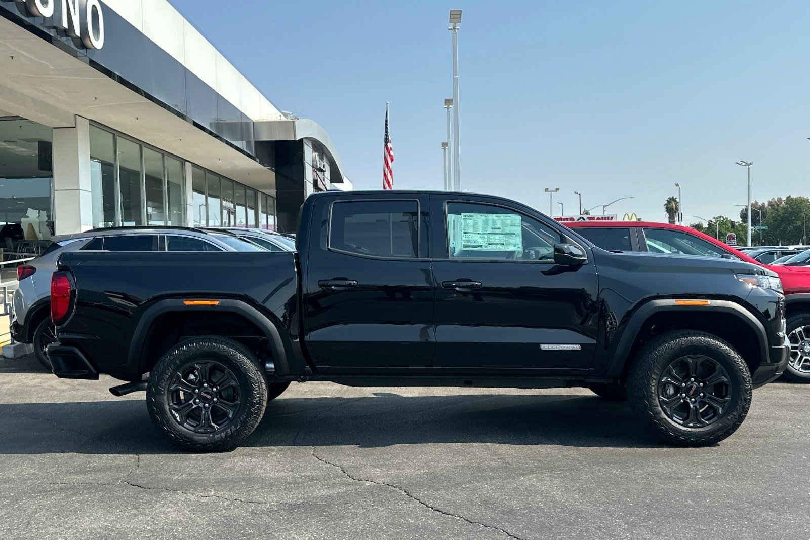 2025 Gmc Canyon Elevation photo 4