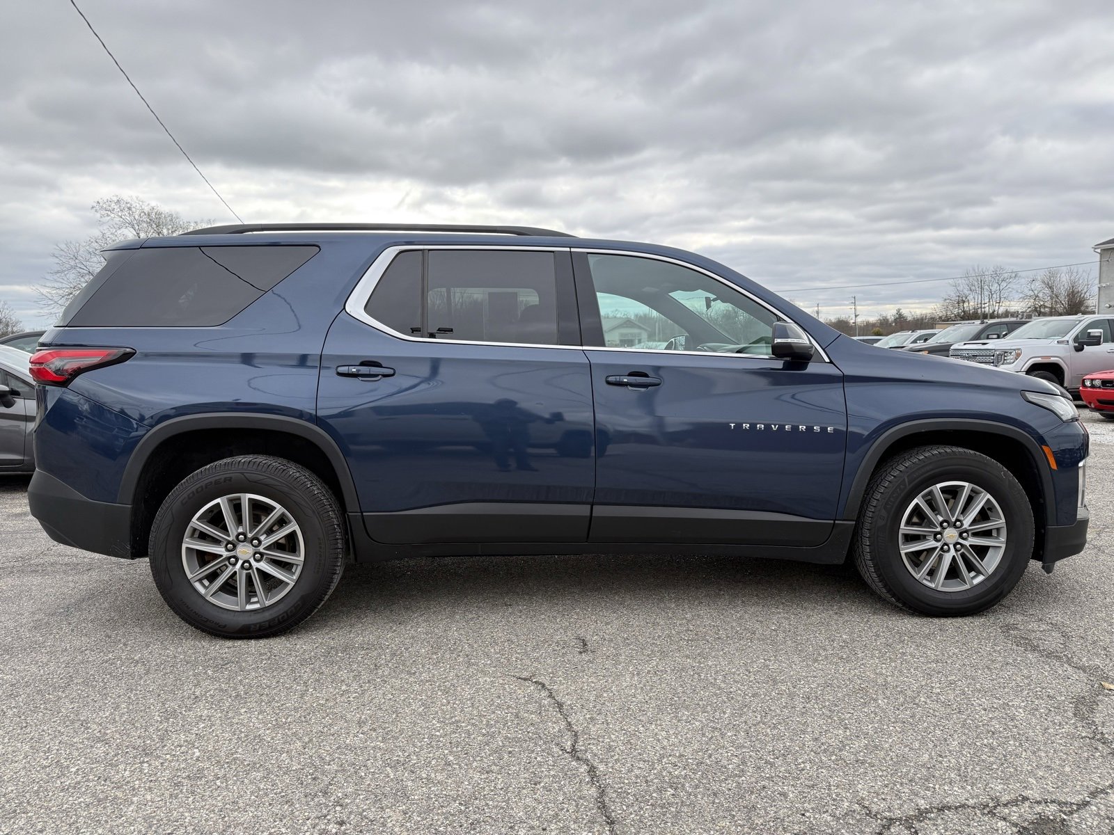 2022 Chevrolet Traverse Cloth photo 4