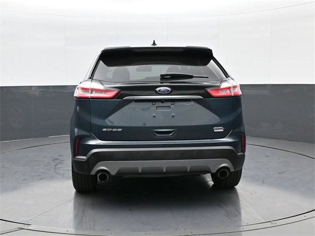 2019 Ford Edge SEL photo 4