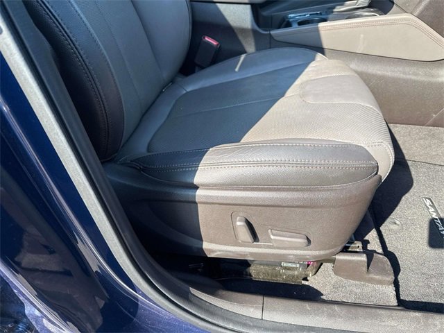 2020 Hyundai Santa Fe Limited photo 11
