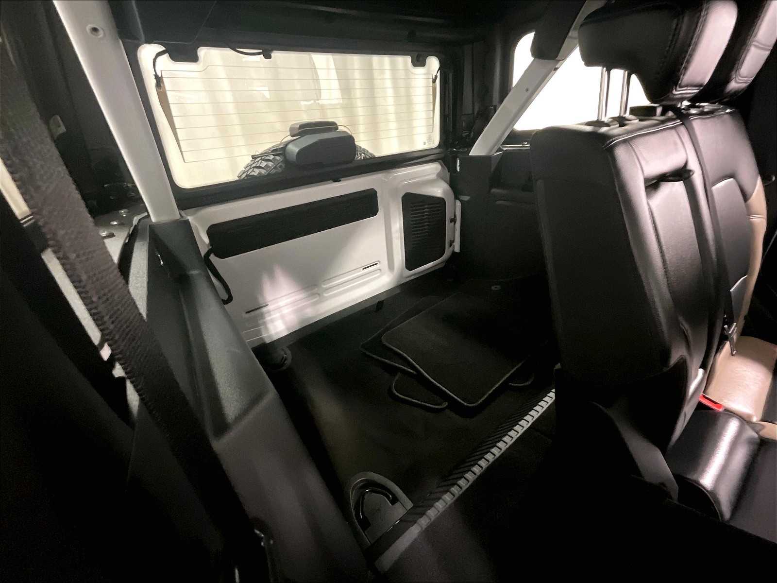 2024 Ford Bronco Wildtrak photo 17