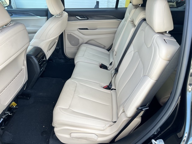 2024 Jeep Grand Cherokee Limited photo 12