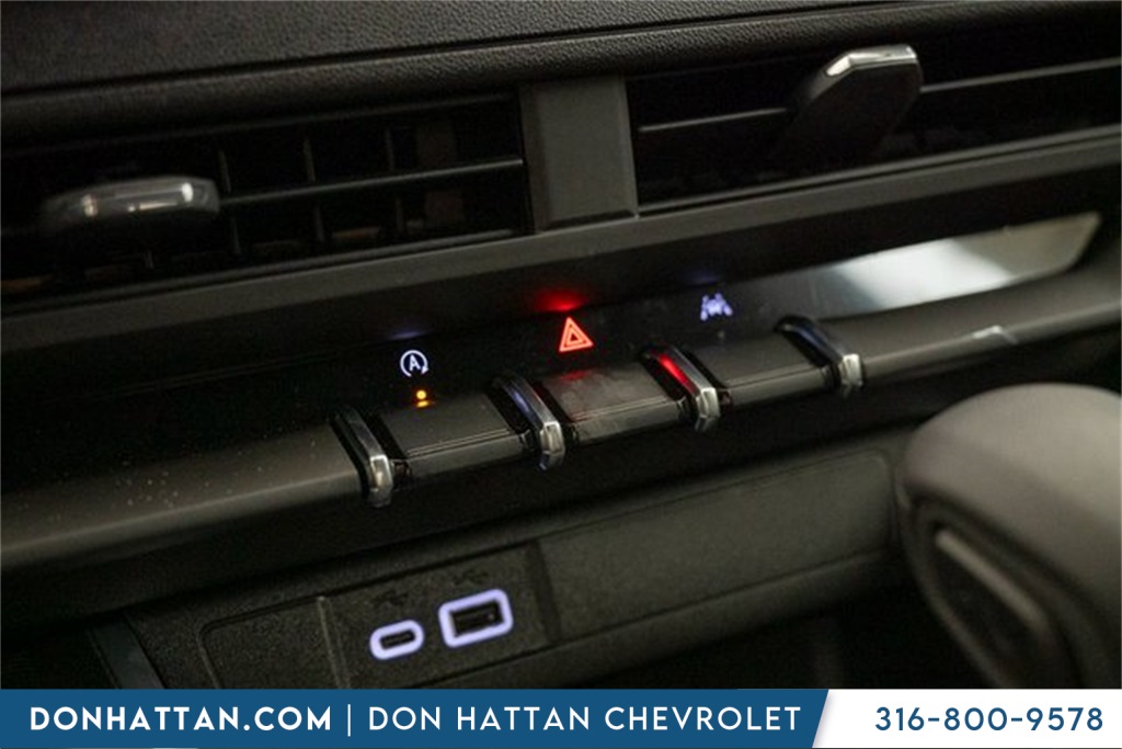 2026 Chevrolet Colorado Trail Boss photo 11