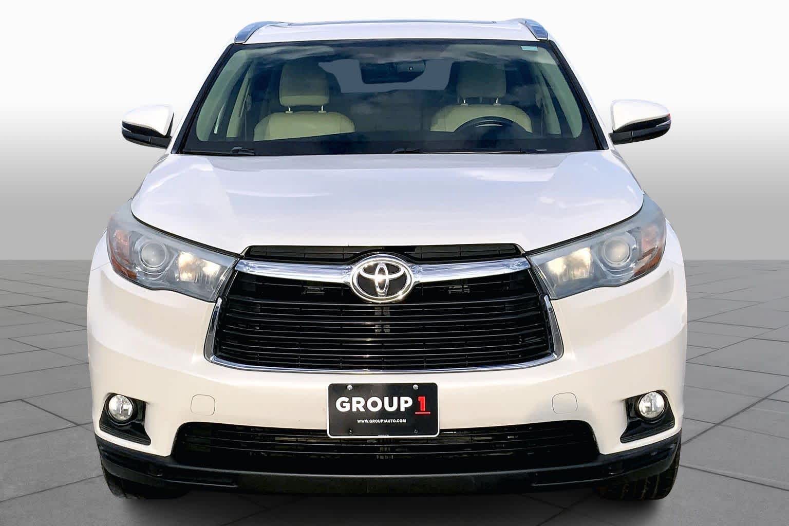 2015 Toyota Highlander Base Hybrid photo 3