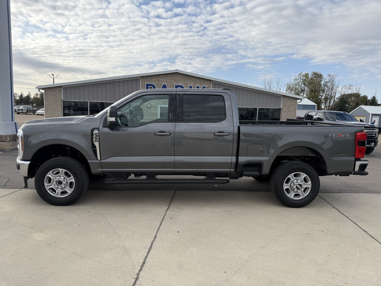 2026 Ford F-350 XLT photo 3