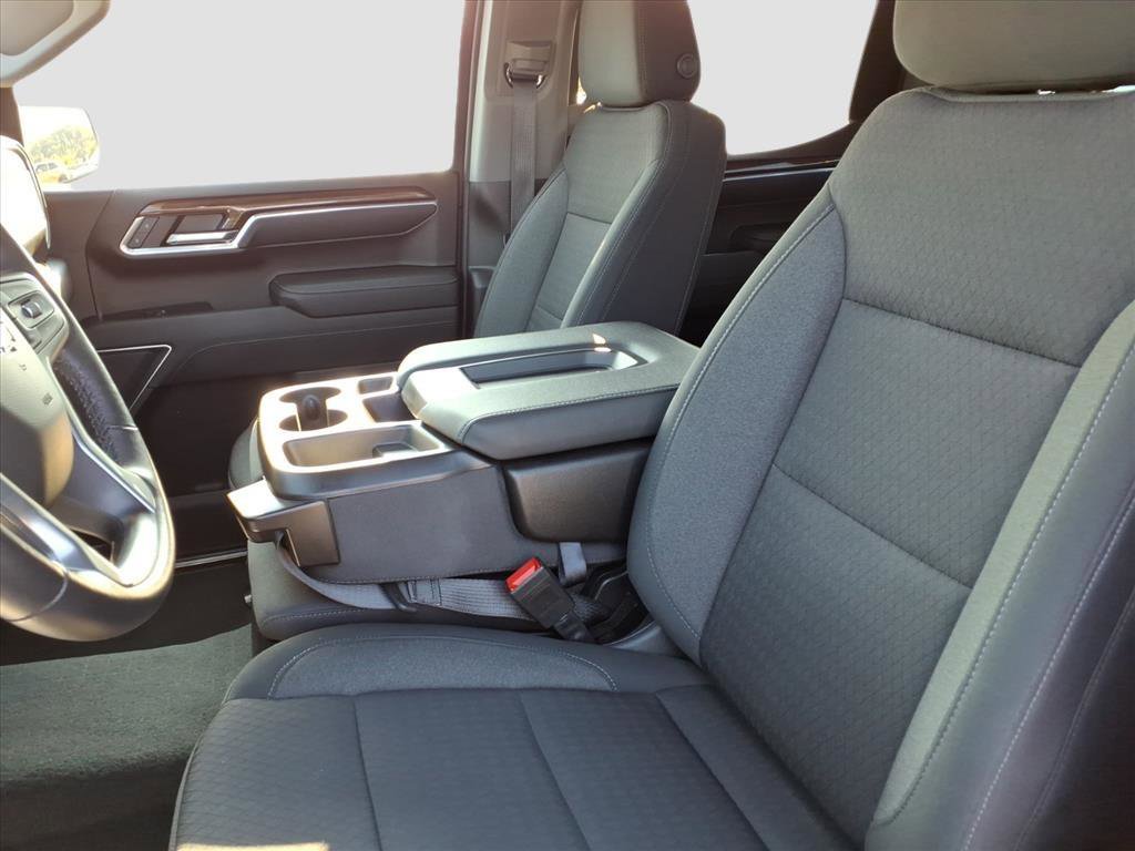 2022 Chevrolet Silverado 1500 LT photo 11