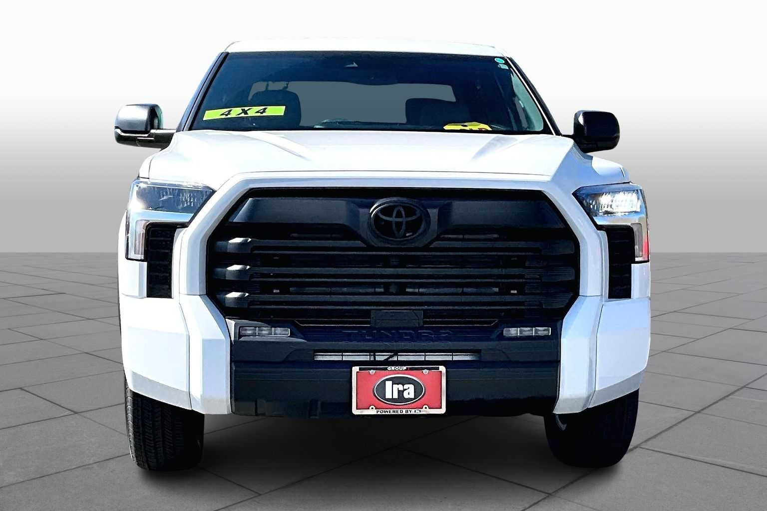 2025 Toyota Tundra SR5 CrewMax photo 3