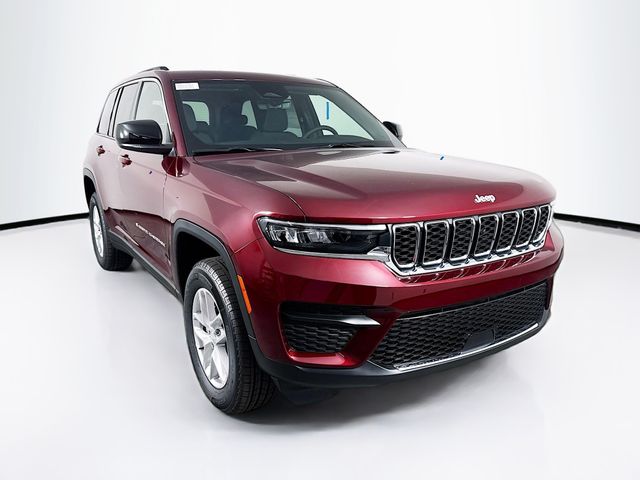 2025 Jeep Grand Cherokee Laredo's photo