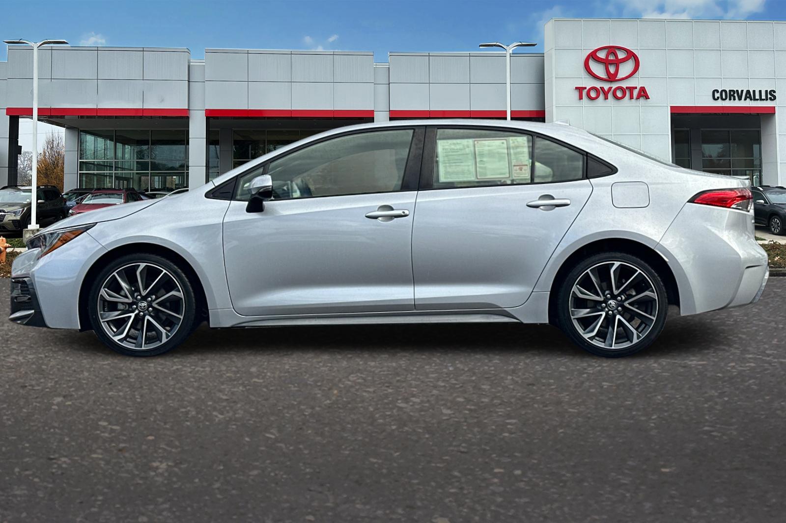 2020 Toyota Corolla SE photo 6