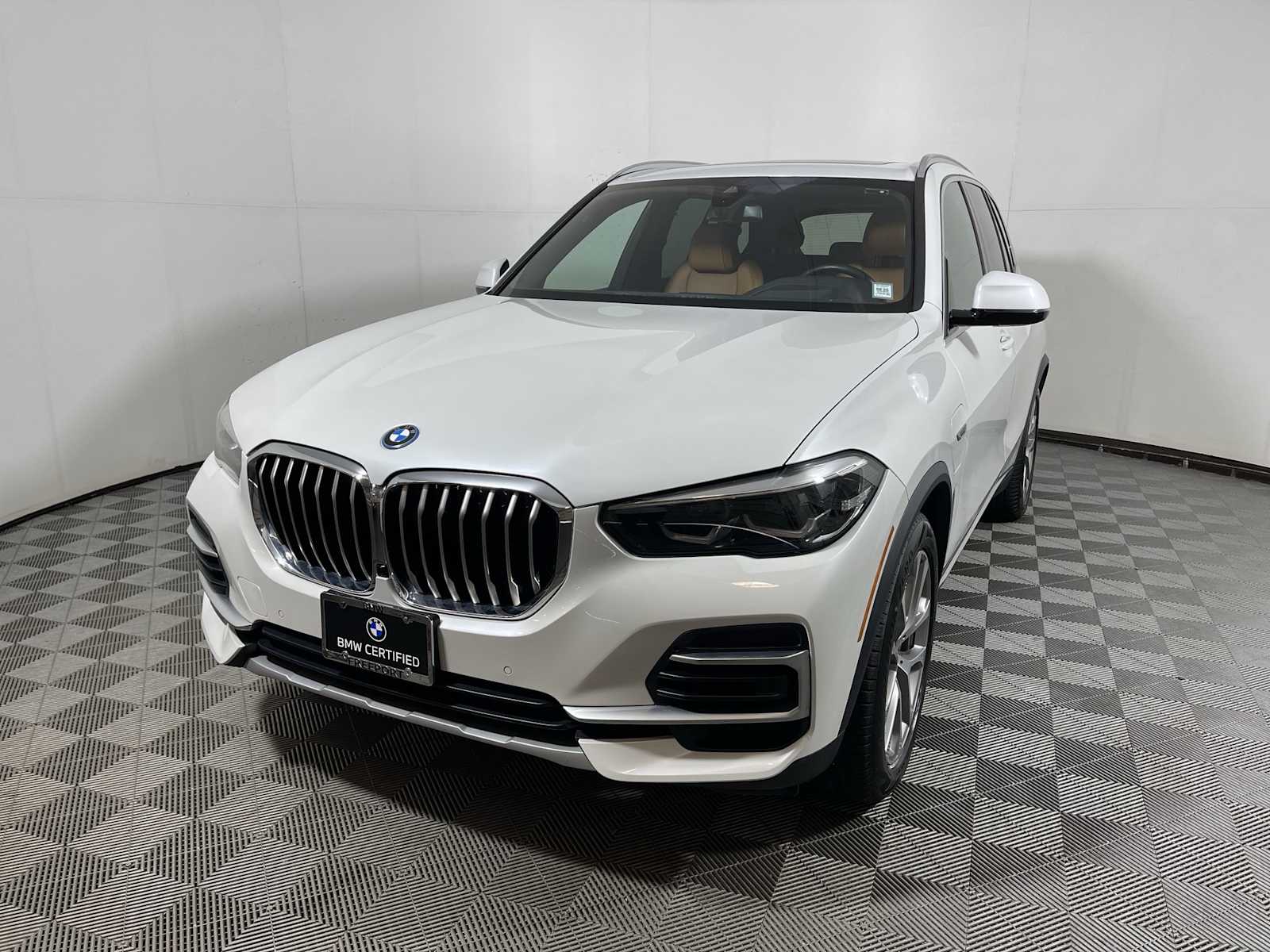 2022 Bmw X5 xDrive45e photo 3