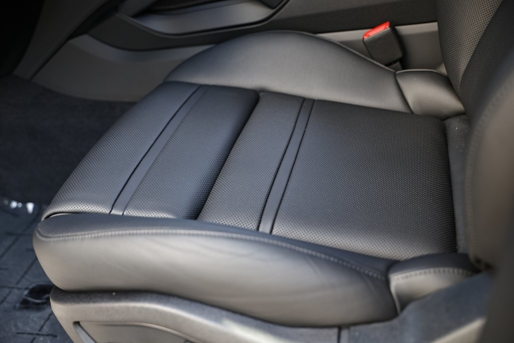 2026 Porsche Cayenne Coupe Base photo 20