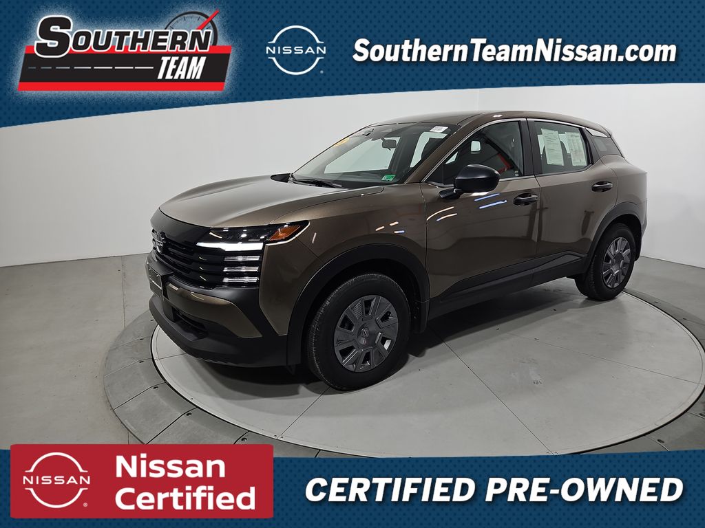 2025 Nissan Kicks S AWD's photo