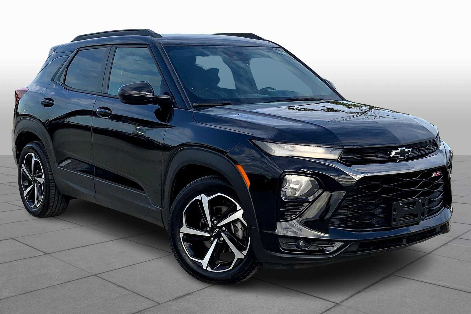 2021 Chevrolet Trailblazer RS photo 2