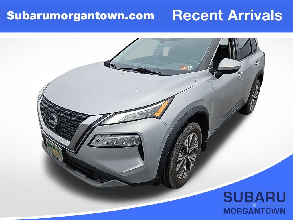 2022 Nissan Rogue SV's photo