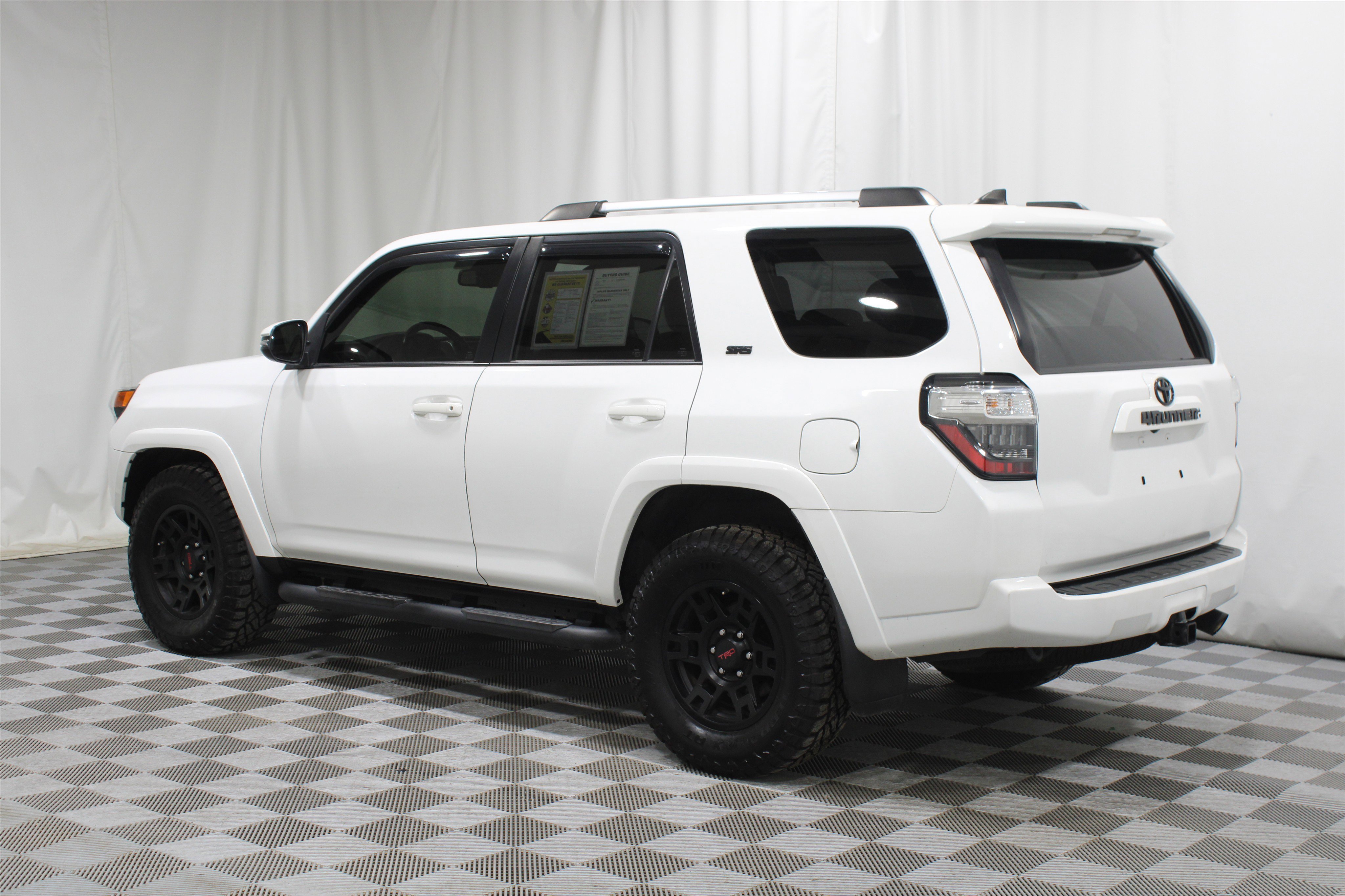 2021 Toyota 4Runner SR5 Premium photo 19