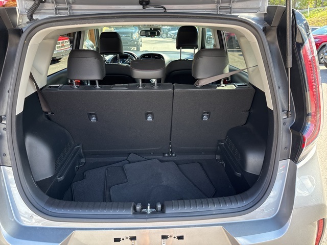 2023 Kia Soul GT-Line photo 9