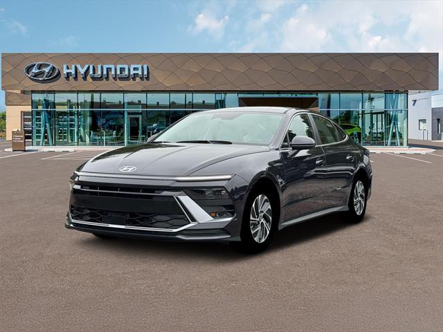 2026 Hyundai Sonata Base's photo